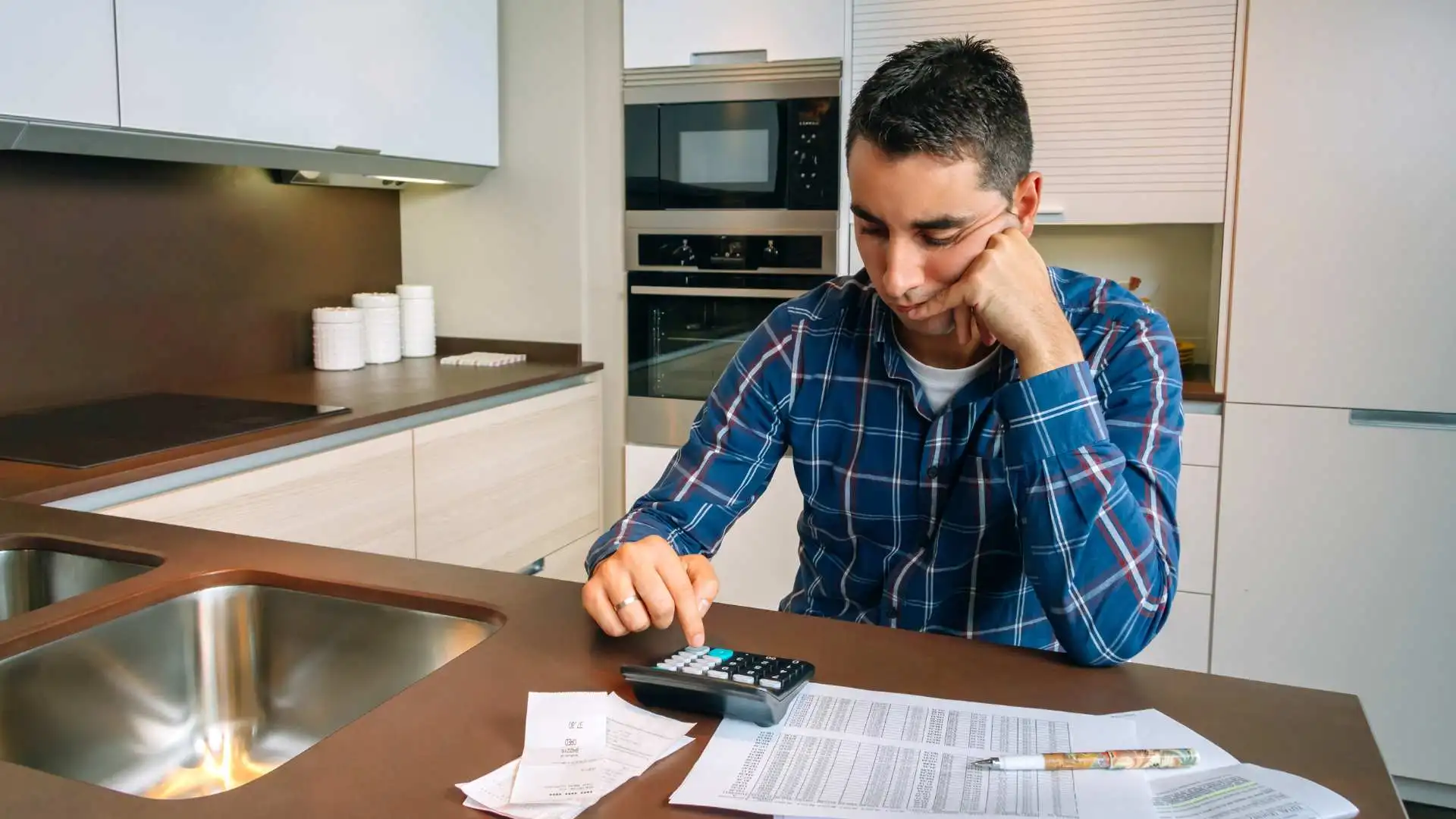 Handling Unexpected Disability: Financial Adjustments to Make