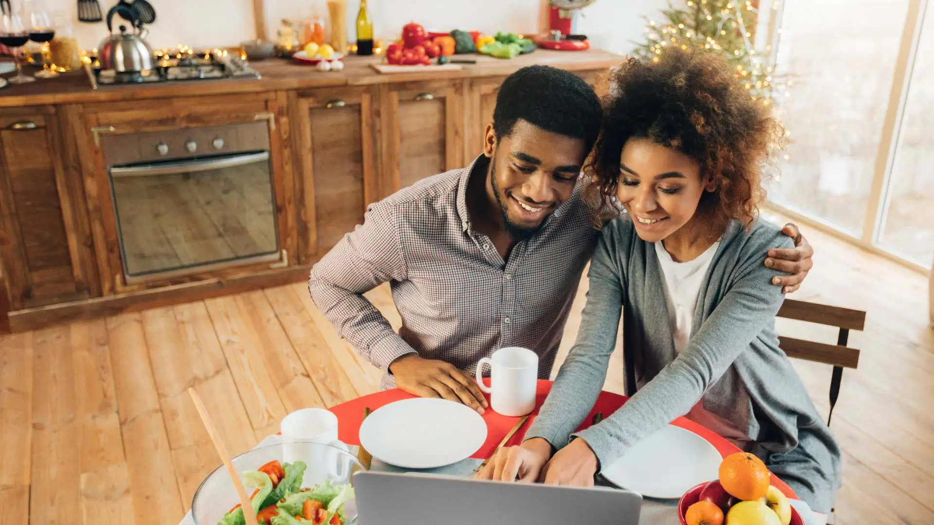 Thanksgiving side hustles to make extra money this year