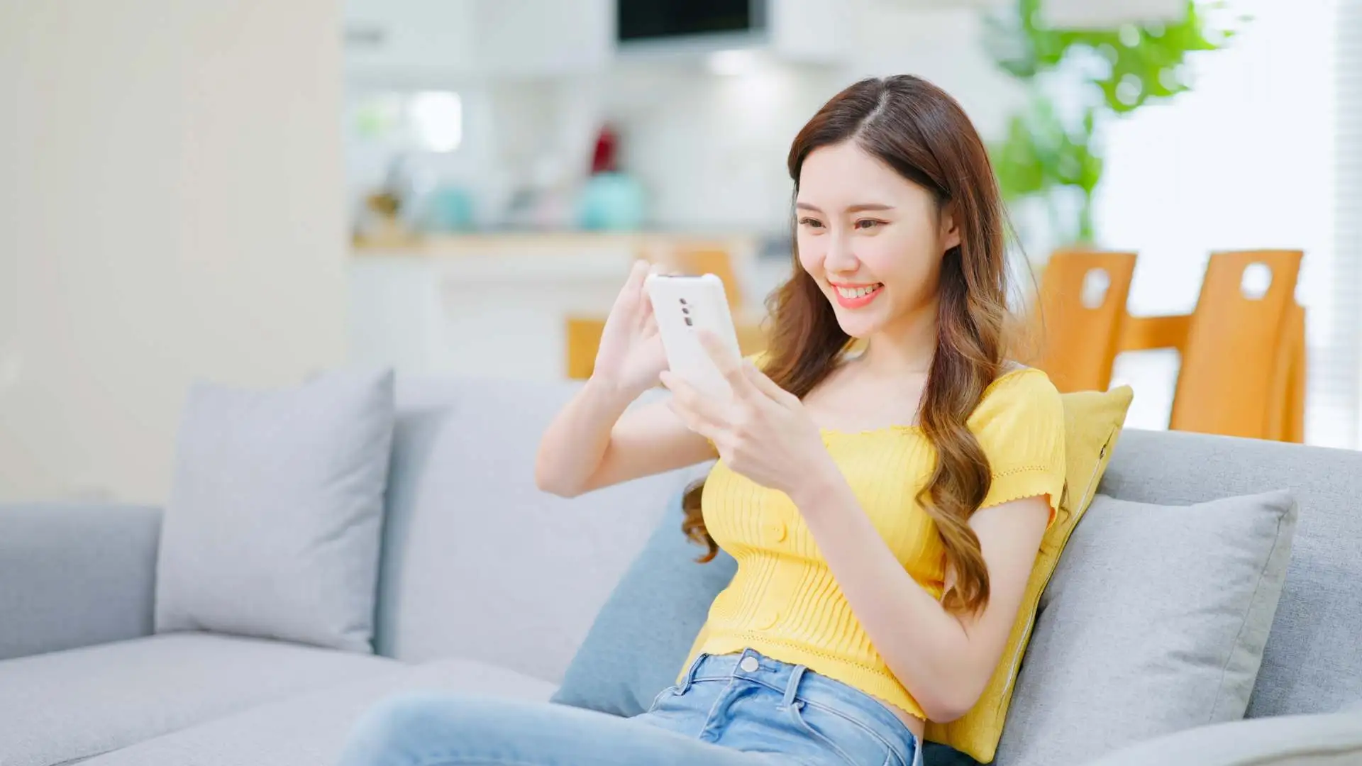 How to Build Wealth Without Taking on Debt