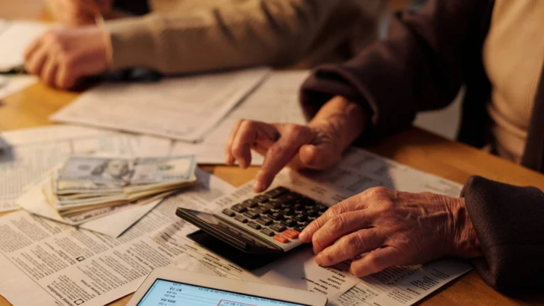 Budgeting vs Financial Planning: What’s the Real Difference?