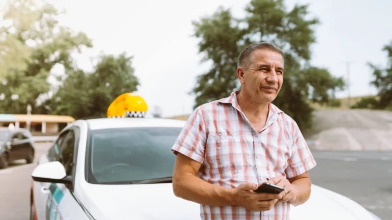 Best Instant Cash Advance Loans for Lyft Drivers
