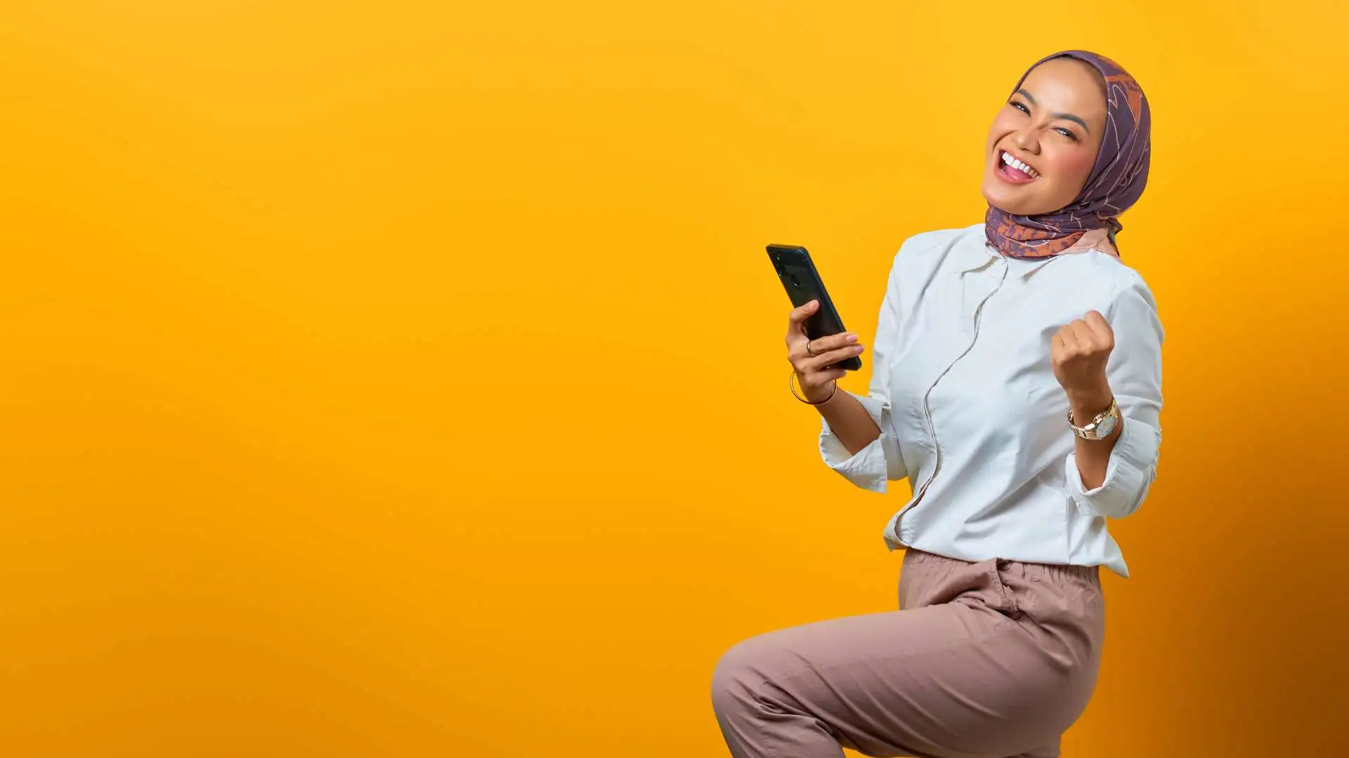 How to Lower Cell Phone Bills Without Switching Carriers