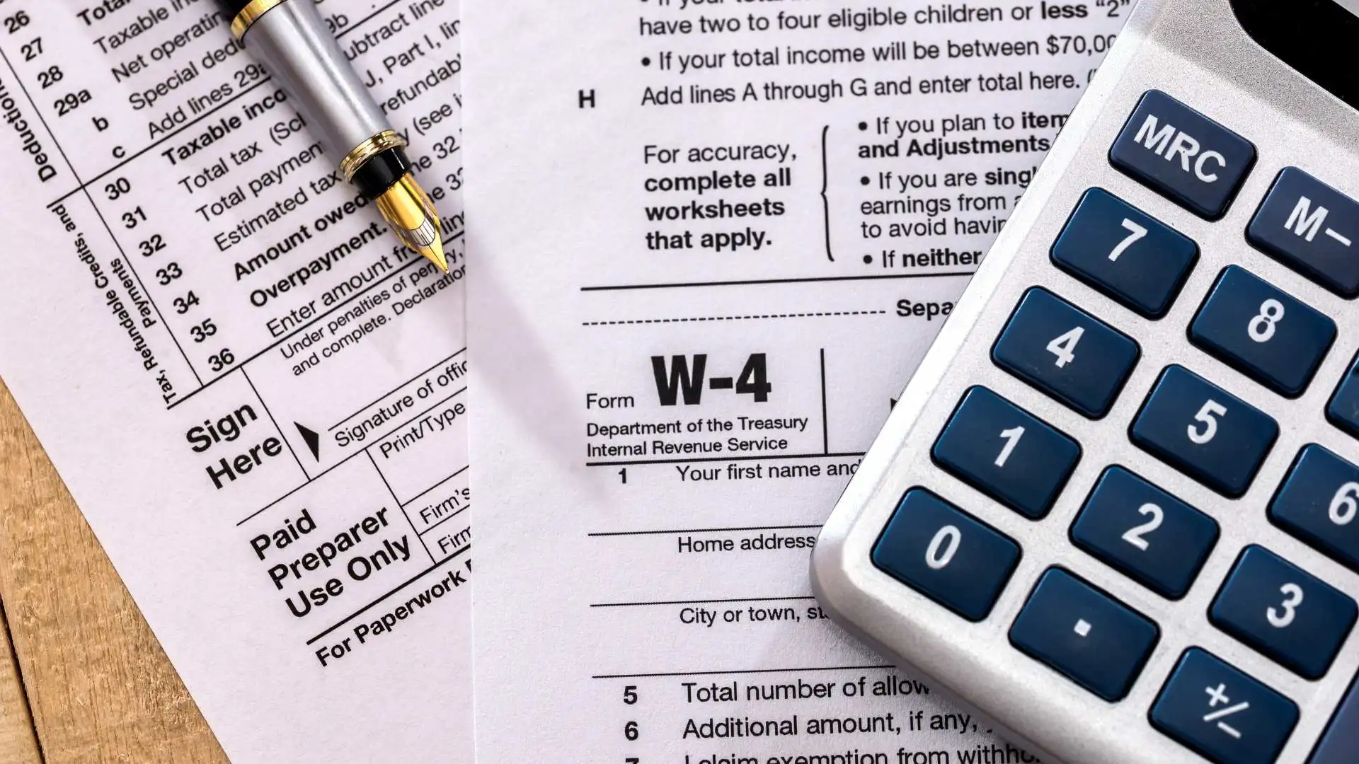 What is a W-4 Tax Form