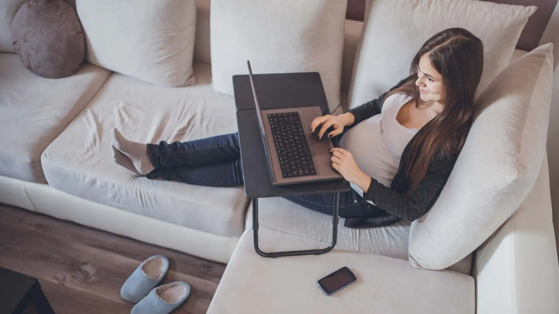 How To Save Money As A Stay-At-Home Mom