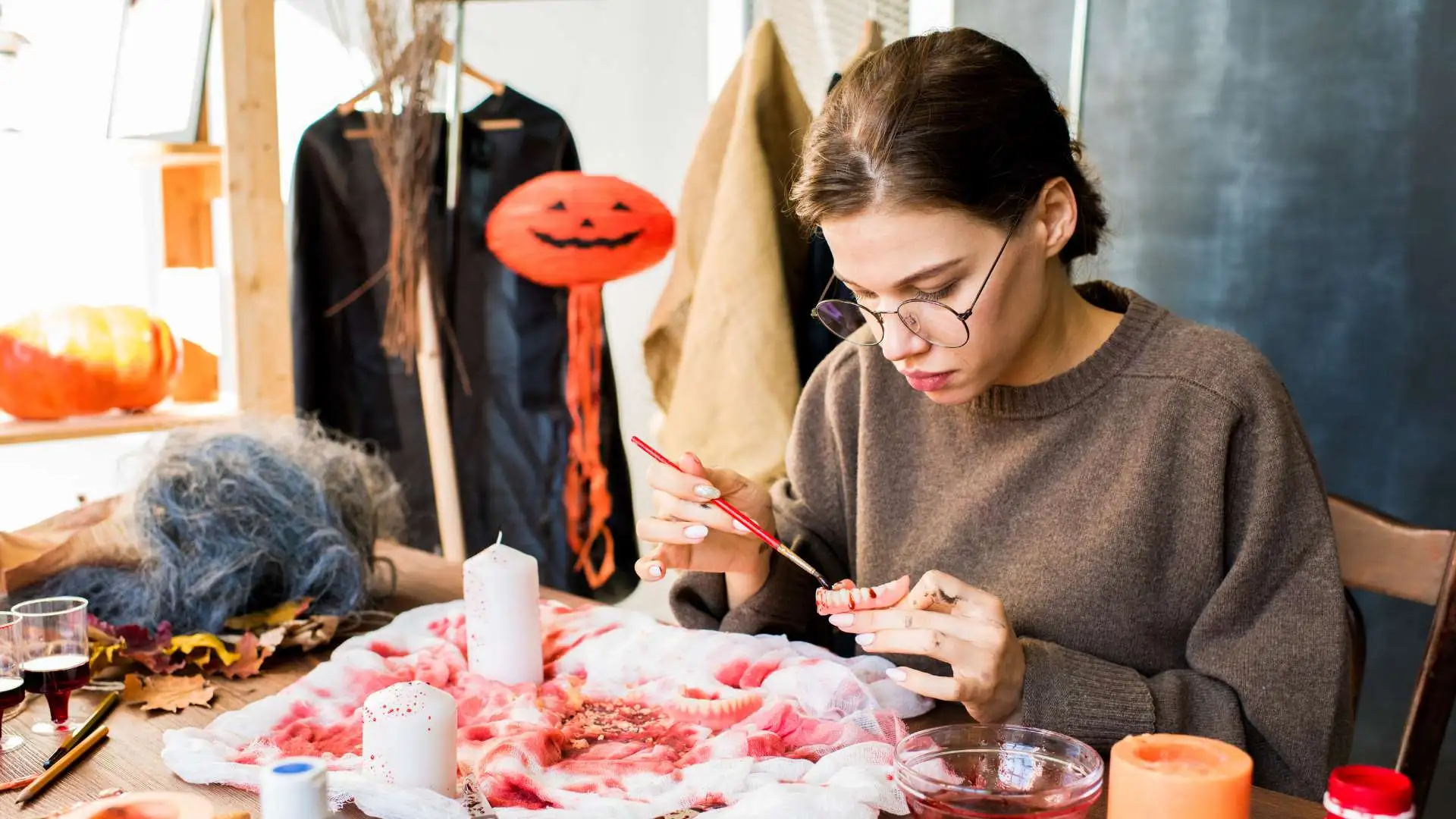 DIY Halloween Decorations for Under $20