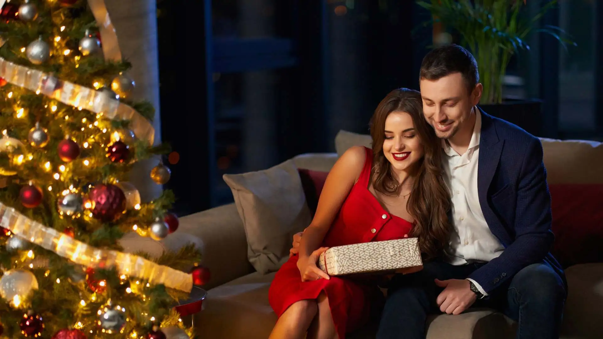 What Christmas Gift to Give to Your Husband