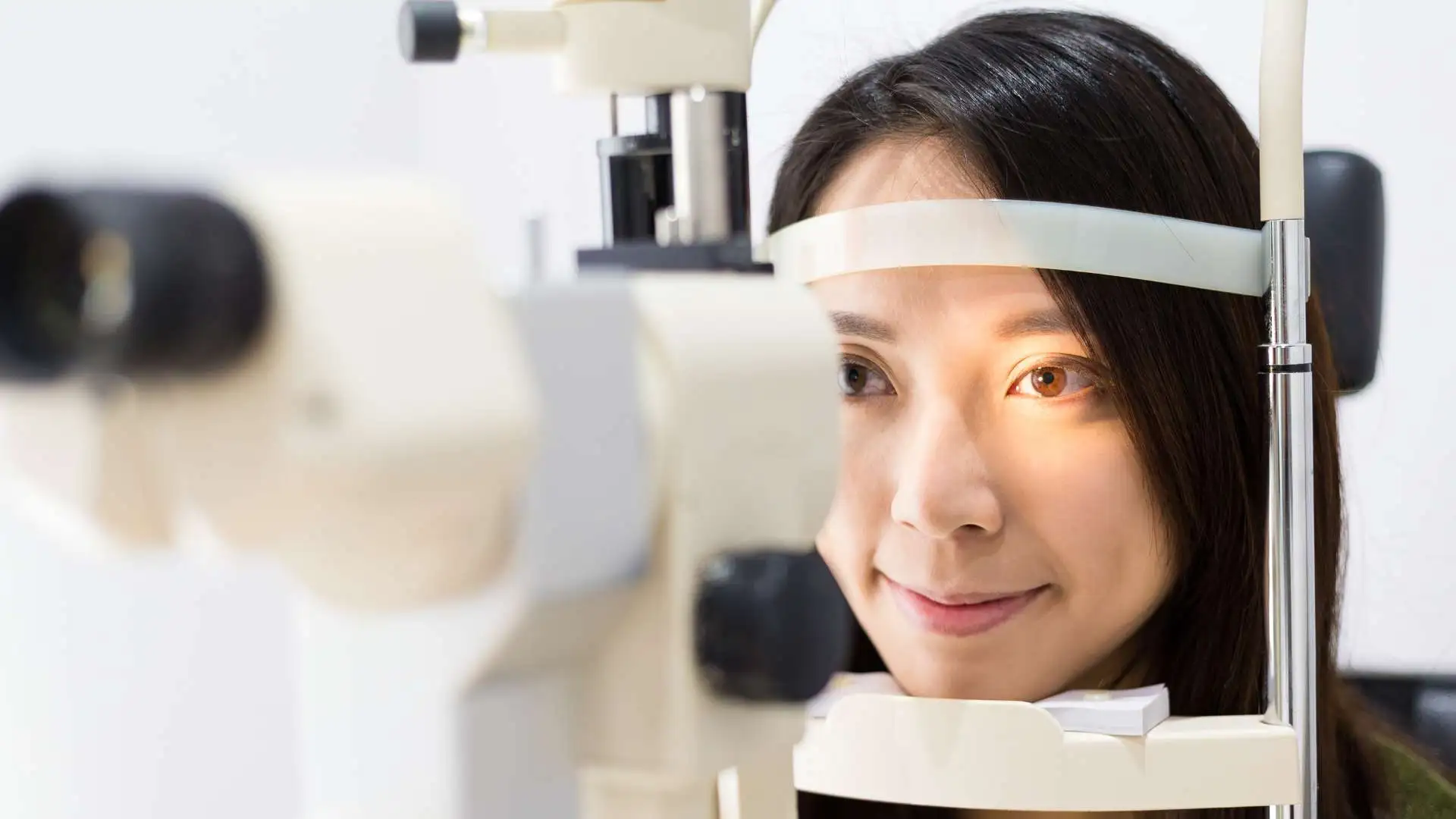 Vision Care vs In-Person Eye Exams What’s Better