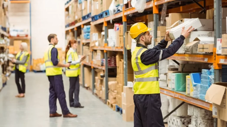 Budgeting Tips for Retail Workers