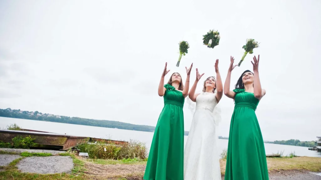 How Much to Spend on Bridesmaid Gifts
