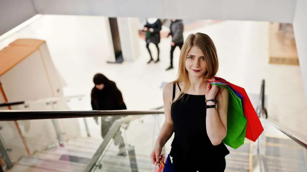 How to Get a Student Discount at Malls