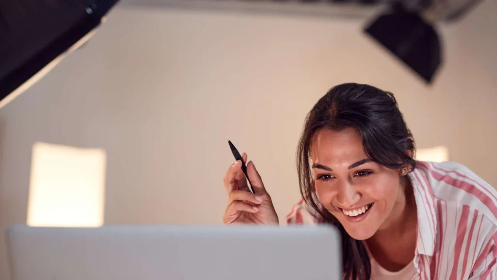 Copywriter to Creative Director: Your Career Growth Guide