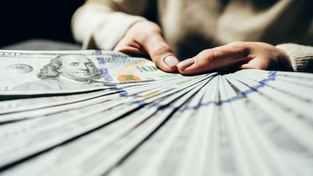Can a trust gift money tax free
