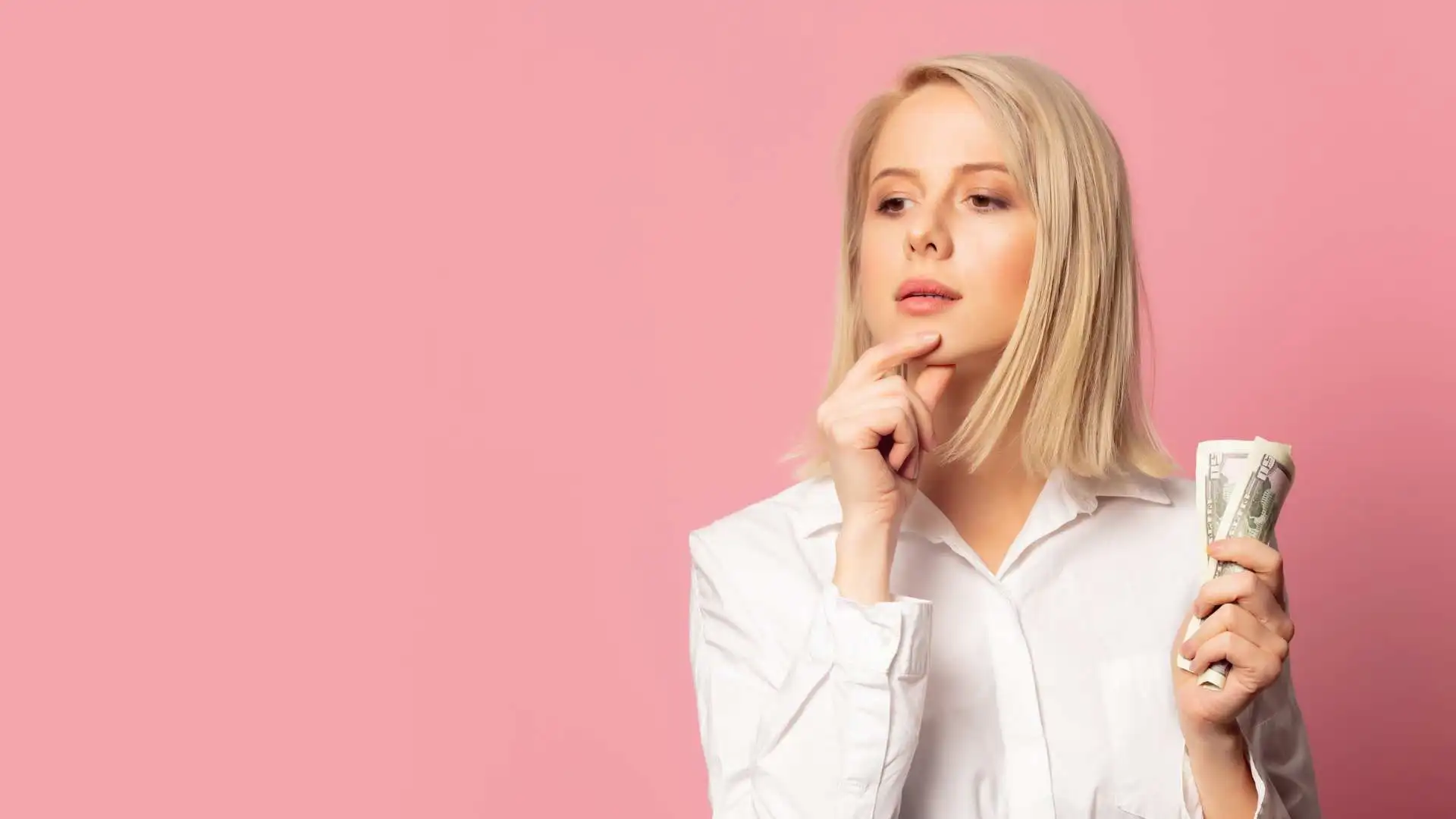 How AI-Powered Mobile Banking Apps Predict Spending and Saving Patterns