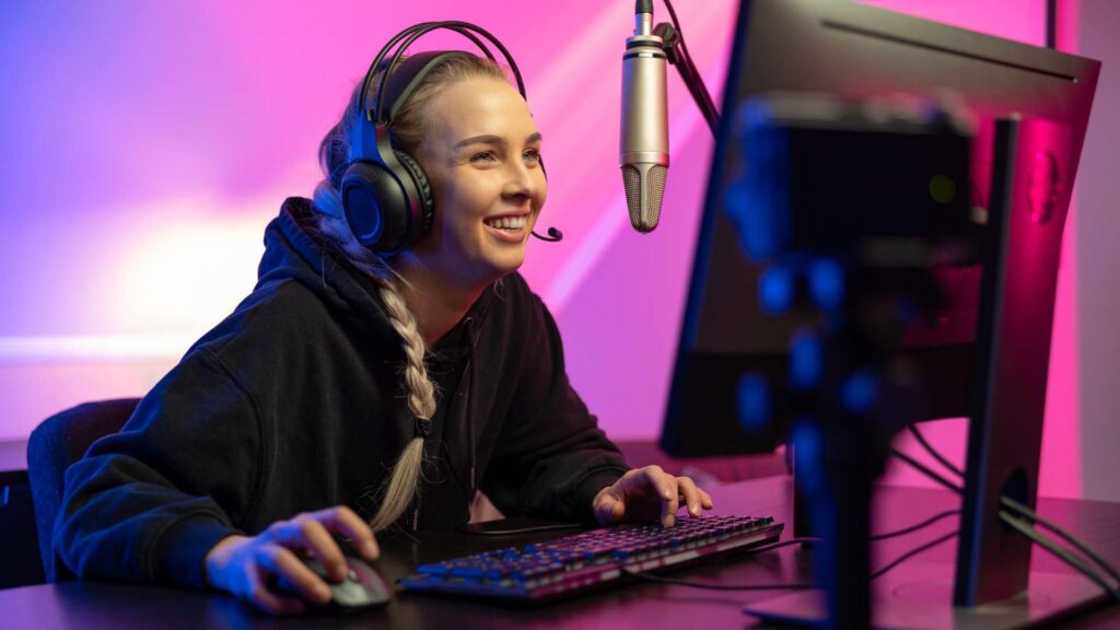 How do esports teams make money