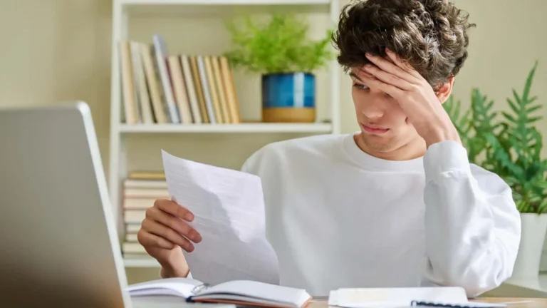 Costly Mistakes People Make With Student Loans