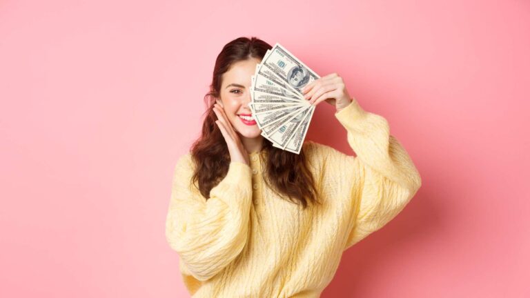 Subscription Beauty Boxes vs One-Time Purchases: Which Saves More Money?