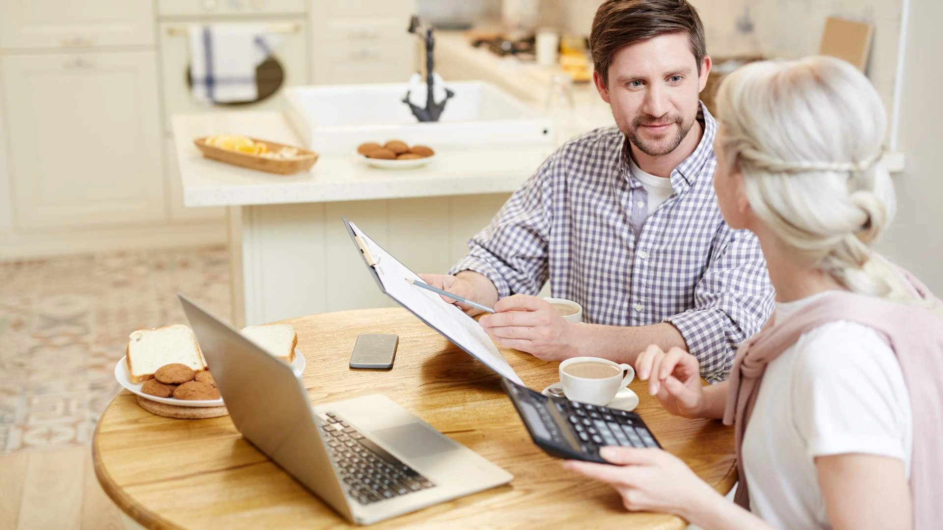 How to Create a 50/30/20 Budget When You're Barely Making It