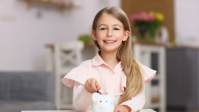 How to Introduce Kids to Bank Accounts