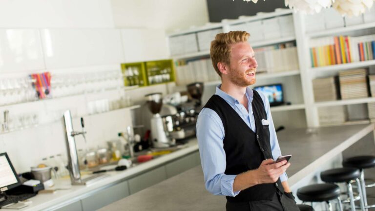 How to Use Smart Banking for Side Hustle Income