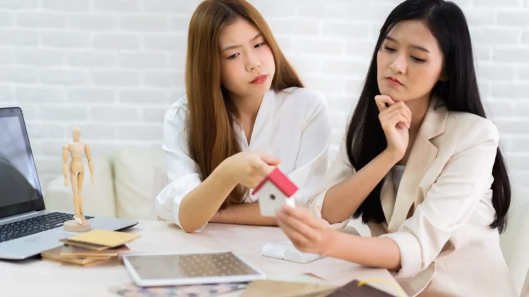 Why Loaning Money to Friends Can Backfire