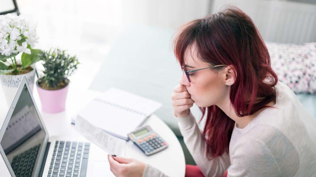 Your 2025 Guide: How to Save for Festivals All Year Round