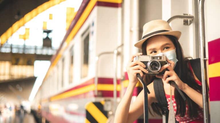 Your 2025 Guide to Budgeting for Festive Travel in the US