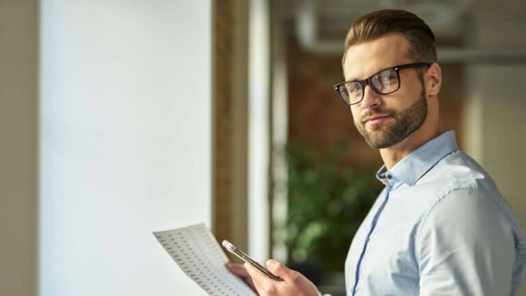 Your 2025 Guide to Festive Financial Planning Thanksgiving & New Year