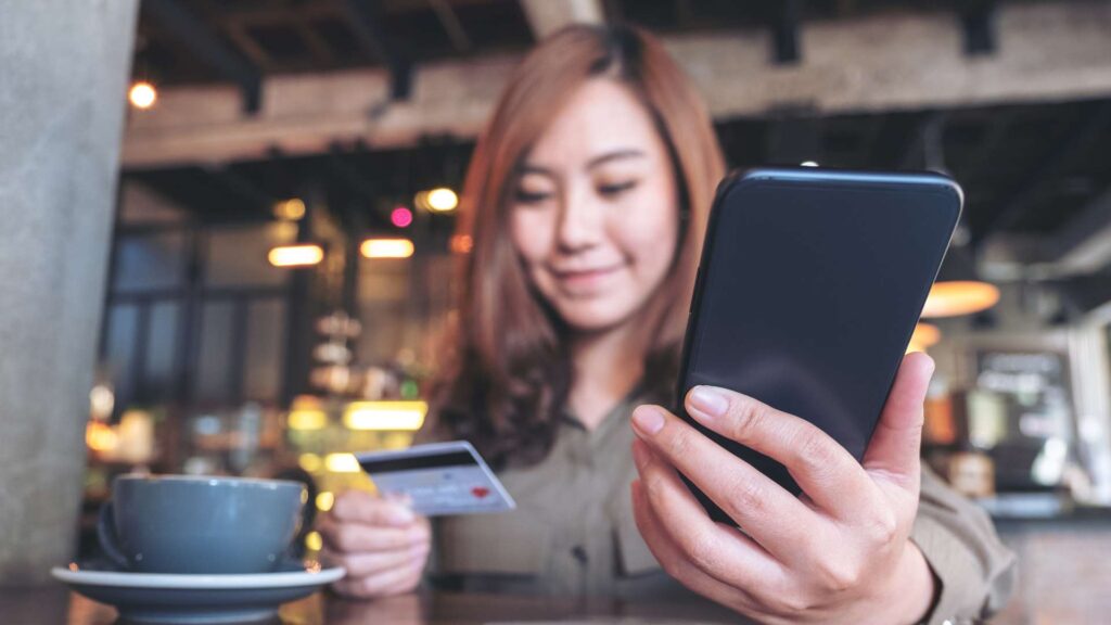5 Mobile Banking App Trends to Watch in 2025