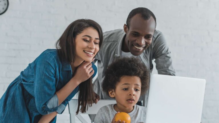 Financial Planning for Parents With School-Age Children