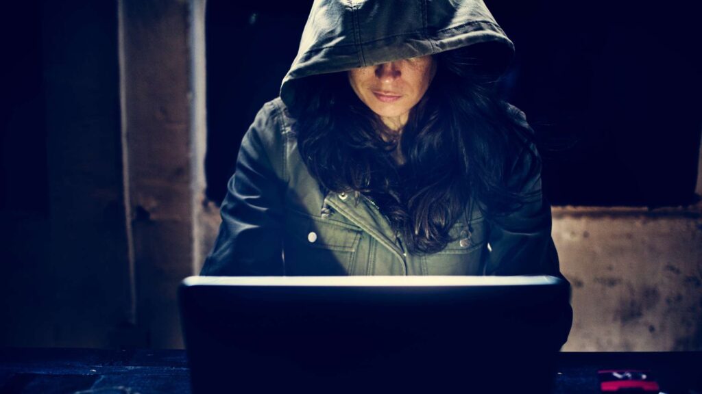 How to Spot and Avoid Common Banking and Cash App Scams in the US