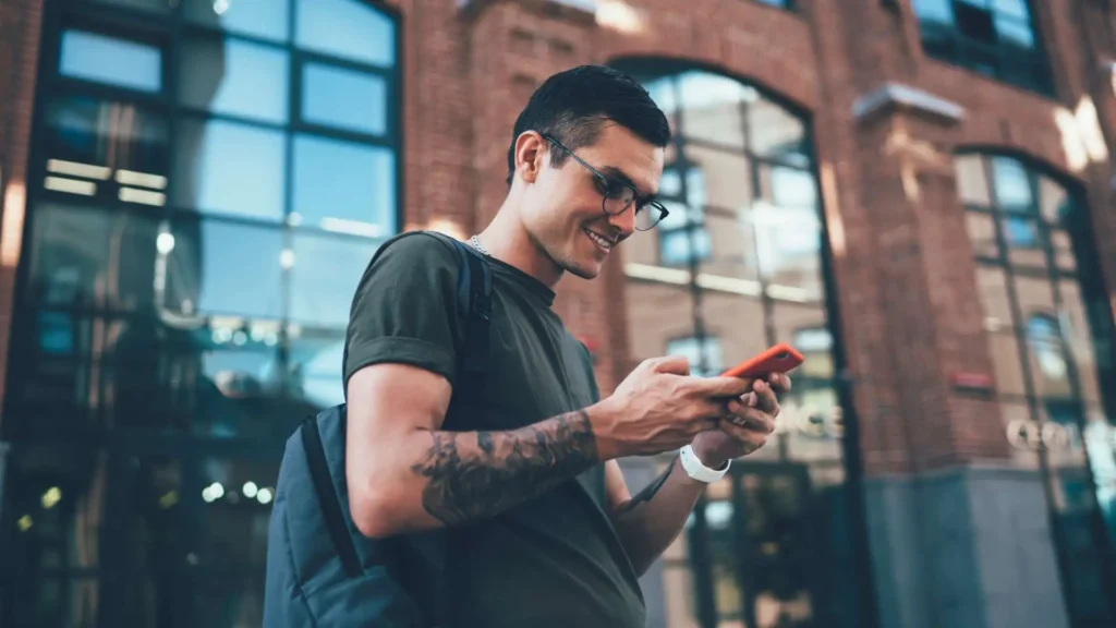 How to Track and Manage Auto-Renewal Subscriptions Automatically