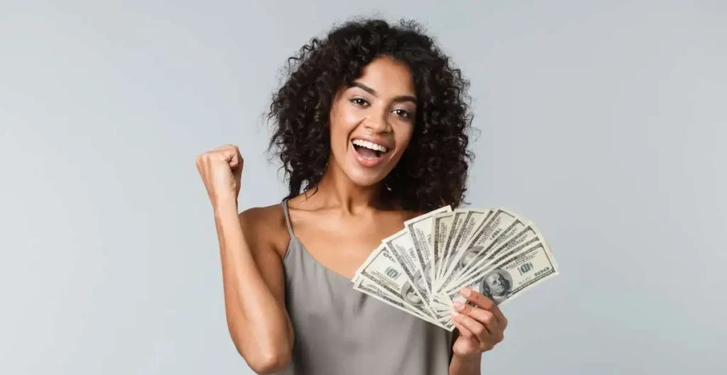 How Beem Helps Non-W2 Income Earners Access Cash for Gas Emergencies