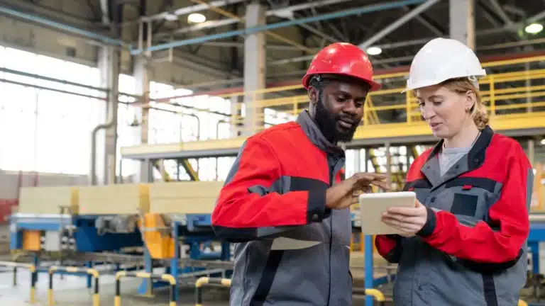 How Small Manufacturers Can Compete With Bigger Brands in 2026
