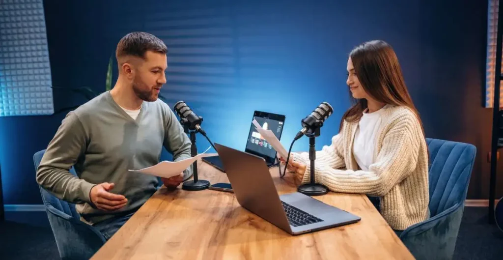Cash Advance for Podcasters and Content Creators Without Fixed Income