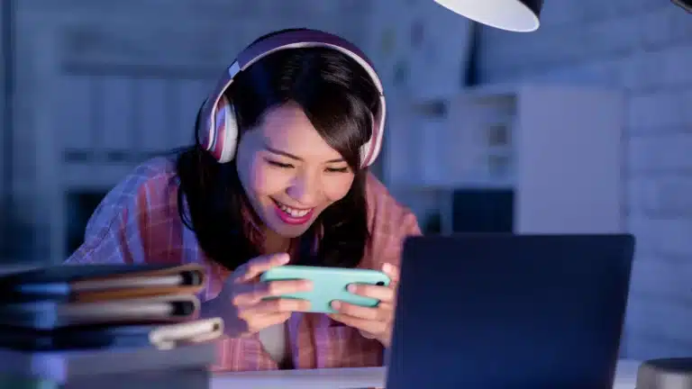 Mobile Game Earning